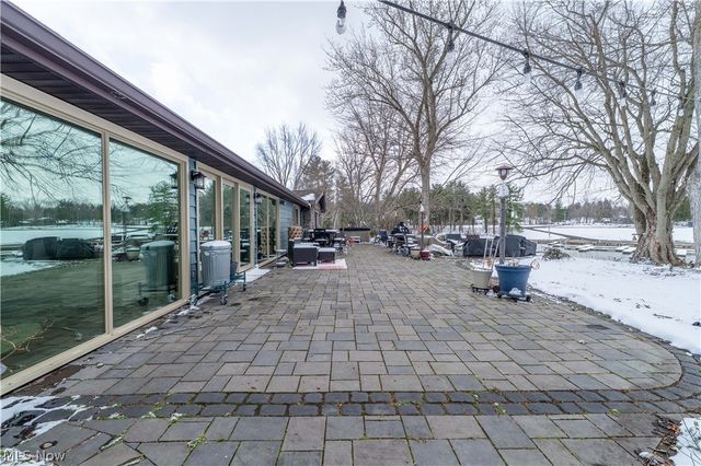 2023 Lakewood Road SW, Sherrodsville, OH 44675