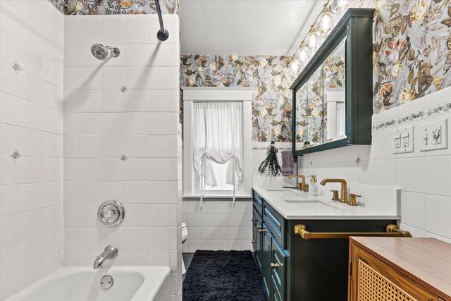 164 S Charles STREET, Waukesha, WI 53186