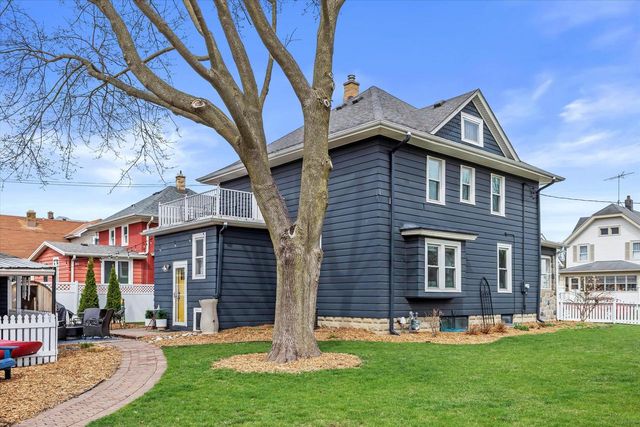 164 S Charles STREET, Waukesha, WI 53186
