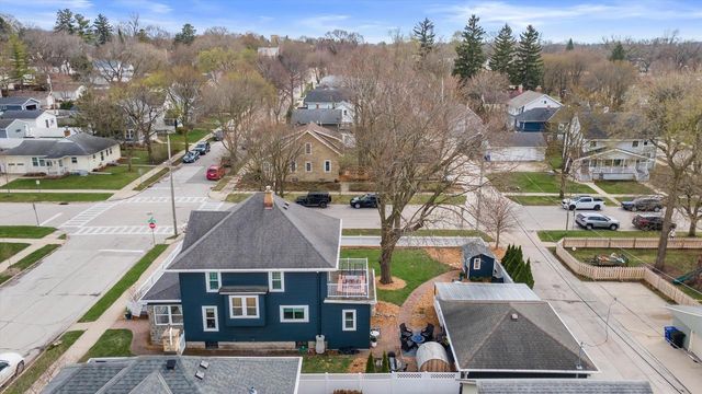 164 S Charles STREET, Waukesha, WI 53186