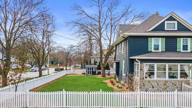 164 S Charles STREET, Waukesha, WI 53186