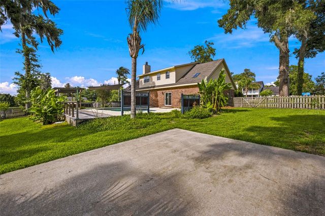 3220 SE 21ST AVENUE, Ocala, FL 34471