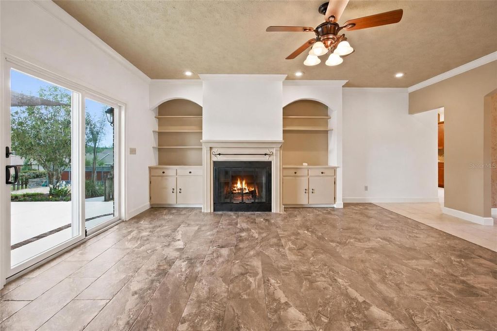 Image 14 of property listing at 3220 SE 21ST AVENUE, Ocala, FL 34471