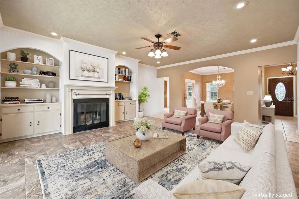 Image 17 of property listing at 3220 SE 21ST AVENUE, Ocala, FL 34471