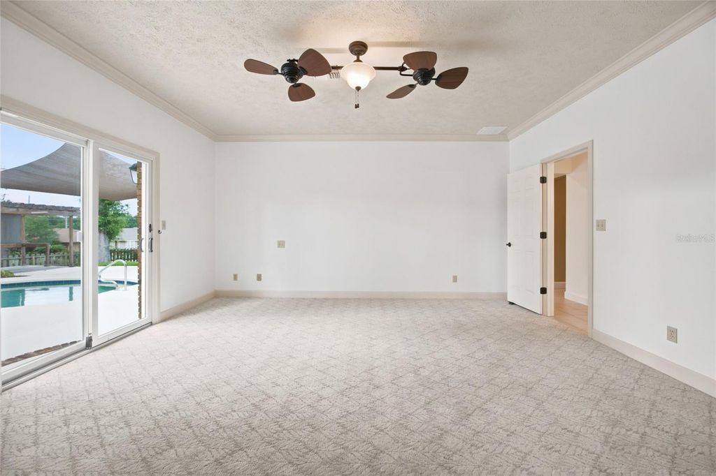 Image 38 of property listing at 3220 SE 21ST AVENUE, Ocala, FL 34471