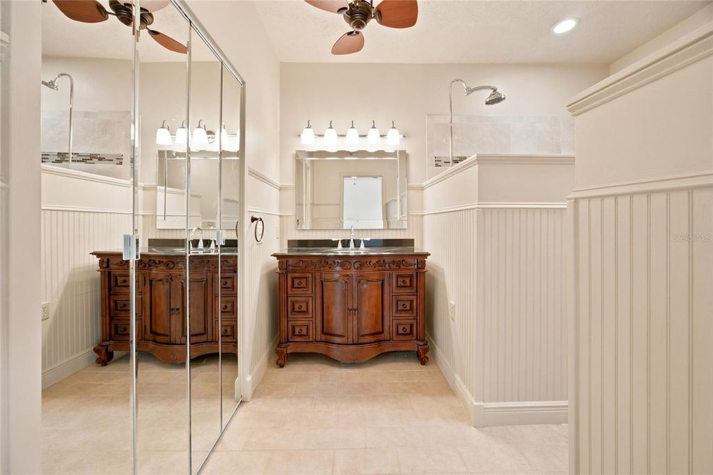 Image 39 of property listing at 3220 SE 21ST AVENUE, Ocala, FL 34471
