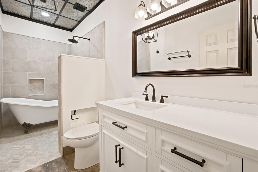 Image 44 of property listing at 3220 SE 21ST AVENUE, Ocala, FL 34471