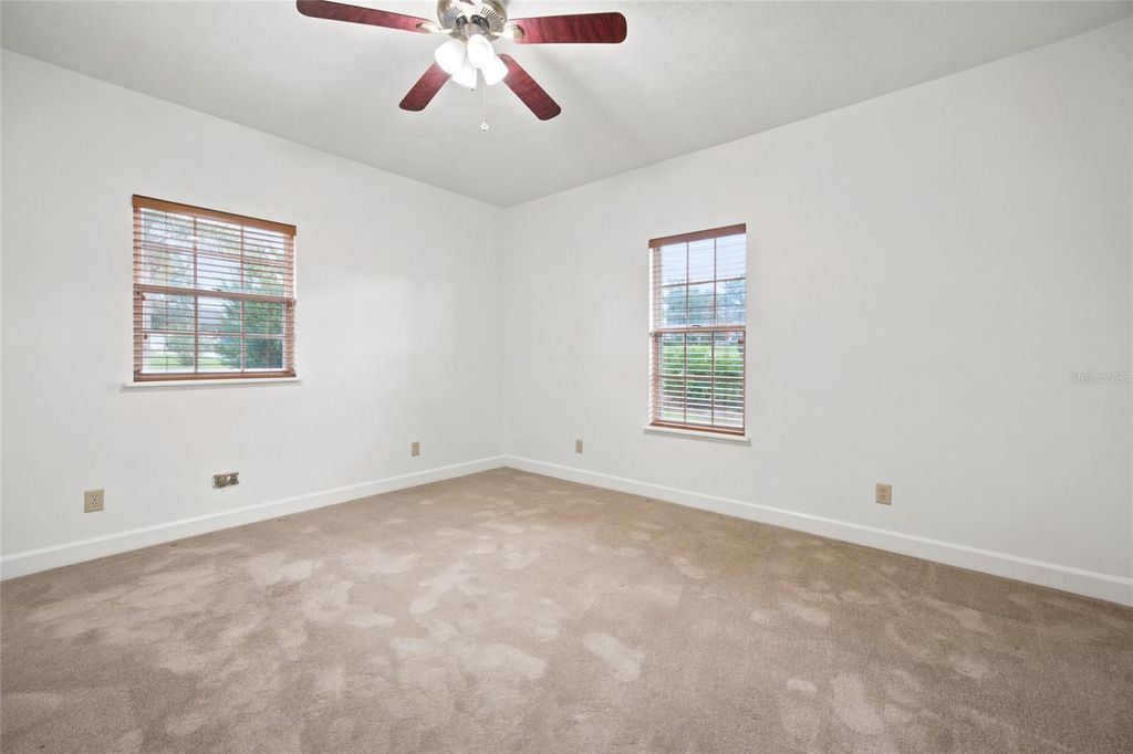 Image 46 of property listing at 3220 SE 21ST AVENUE, Ocala, FL 34471