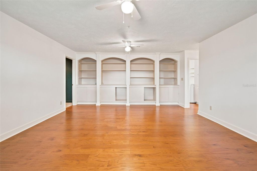 Image 51 of property listing at 3220 SE 21ST AVENUE, Ocala, FL 34471