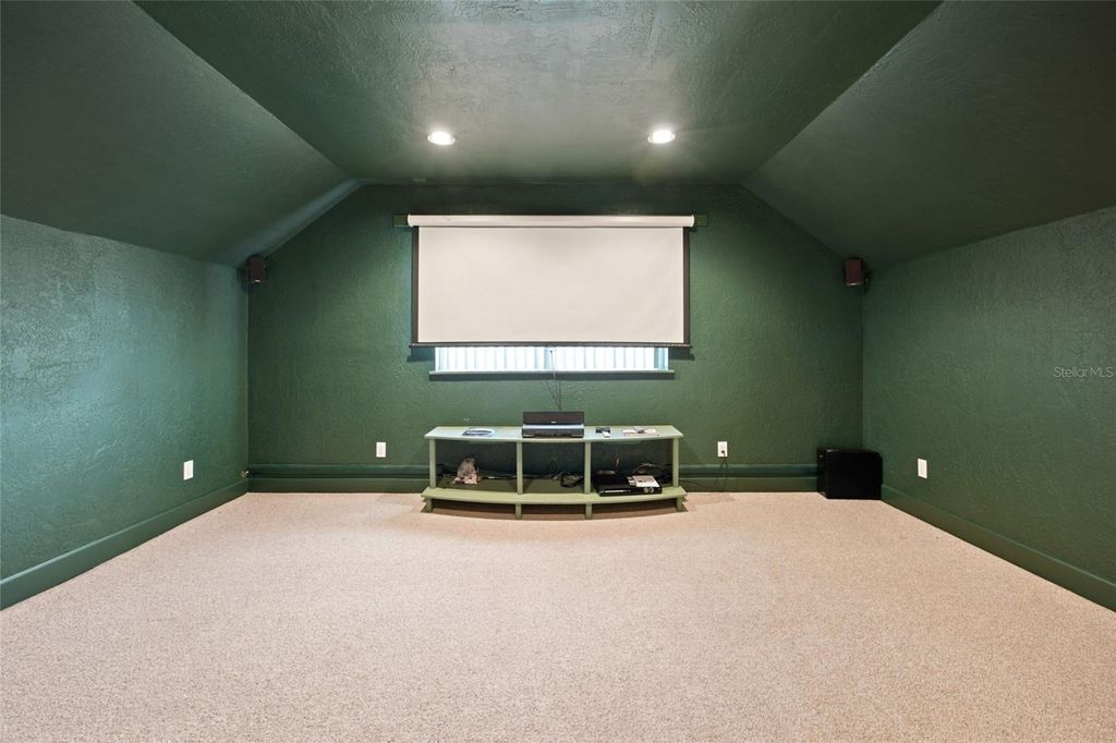 Image 53 of property listing at 3220 SE 21ST AVENUE, Ocala, FL 34471