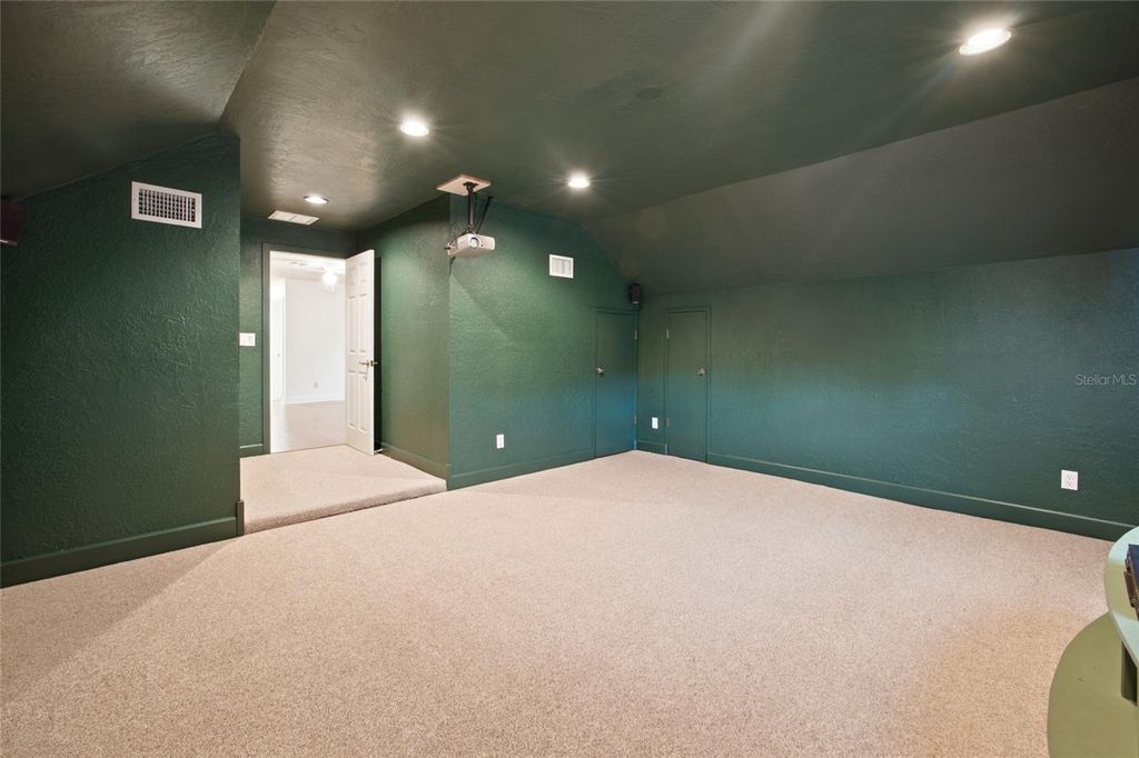 Image 55 of property listing at 3220 SE 21ST AVENUE, Ocala, FL 34471