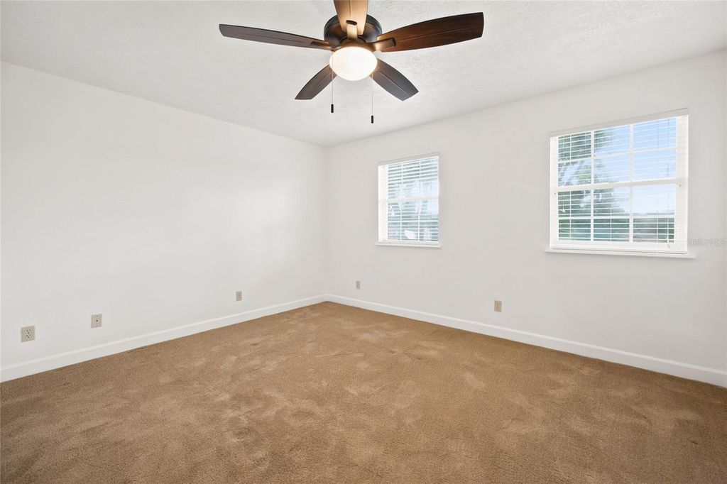 Image 56 of property listing at 3220 SE 21ST AVENUE, Ocala, FL 34471