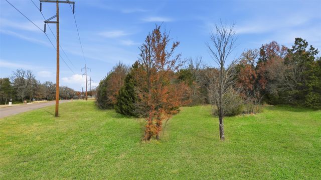 3281 S Eisenhower Parkway, Denison, TX 75020