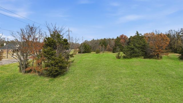 3281 S Eisenhower Parkway, Denison, TX 75020