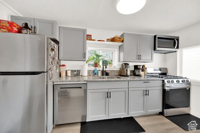 1027 E EMERSON AVE, Salt Lake City, UT 84105