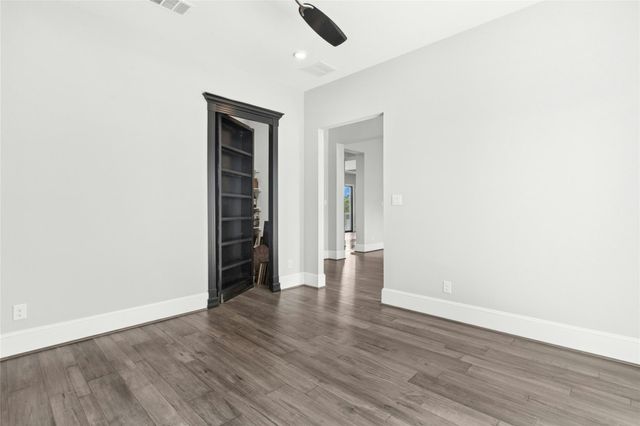 508 Woodside TER, Austin, TX 78738