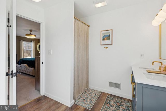 366 BUCKINGHAM CIR, Harleysville, PA 19438