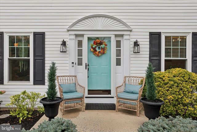 366 BUCKINGHAM CIR, Harleysville, PA 19438