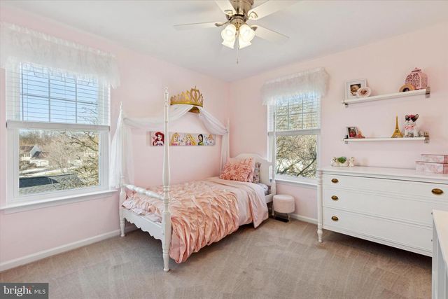 366 BUCKINGHAM CIR, Harleysville, PA 19438