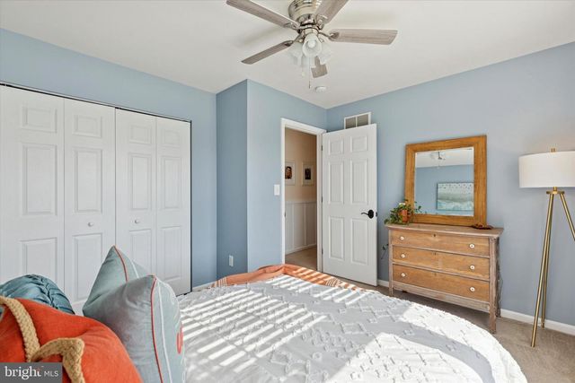 366 BUCKINGHAM CIR, Harleysville, PA 19438