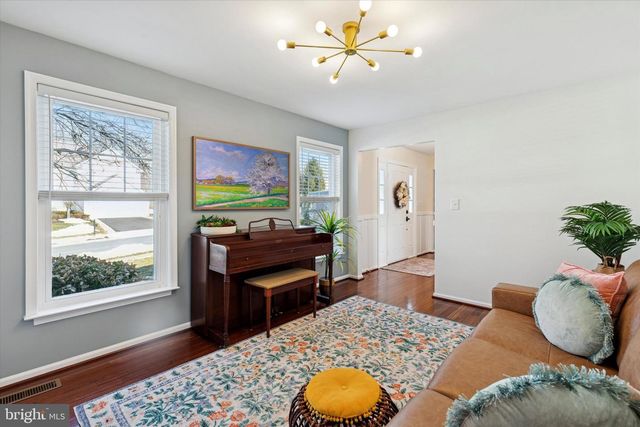 366 BUCKINGHAM CIR, Harleysville, PA 19438