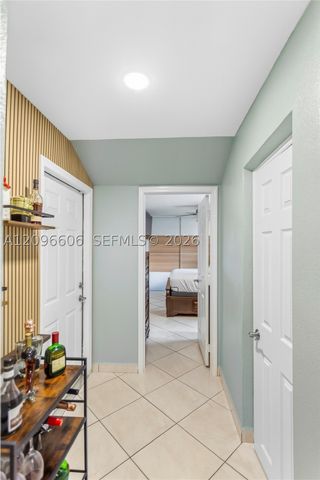 326 E 44th St, Hialeah, FL 33013