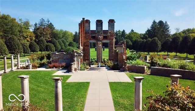 558 E 82nd Street, Indianapolis, IN 46240