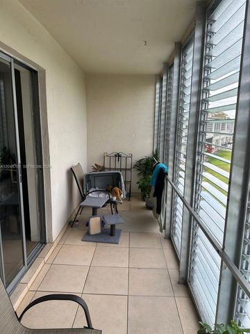 20320 NE 2nd Avenue 27, Miami Gardens, FL 33179