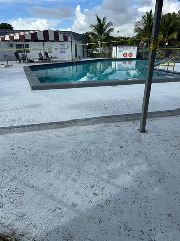 20320 NE 2nd Avenue 27, Miami Gardens, FL 33179