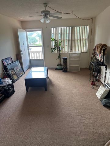 20320 NE 2nd Avenue 27, Miami Gardens, FL 33179