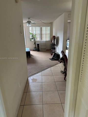 20320 NE 2nd Avenue 27, Miami Gardens, FL 33179