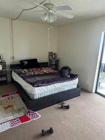 20320 NE 2nd Avenue 27, Miami Gardens, FL 33179