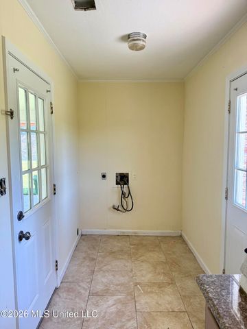 150 Gary Street, Gulfport, MS 39503