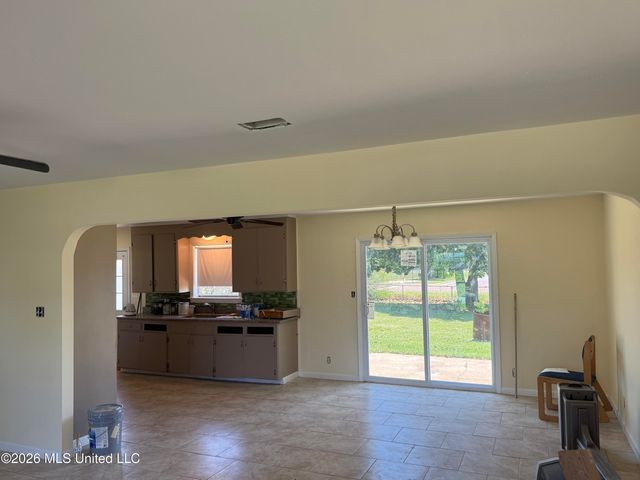 150 Gary Street, Gulfport, MS 39503