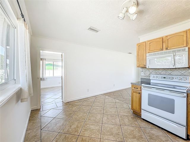 5436 3RD STREET E, Bradenton, FL 34203