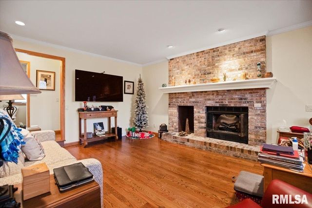 3709 W Bluffs Road, Springfield, IL 62711