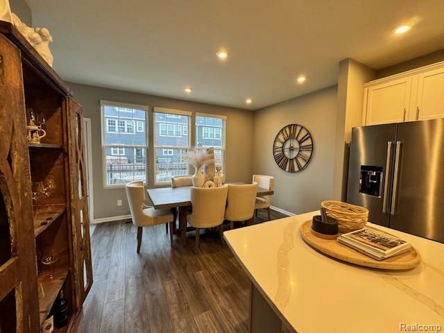 215 N Sydney Court, Plymouth, MI 48170