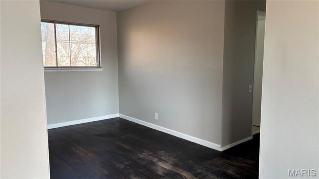 1533 Chesley Drive, St Louis, MO 63136