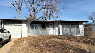 1533 Chesley Drive, St Louis, MO 63136