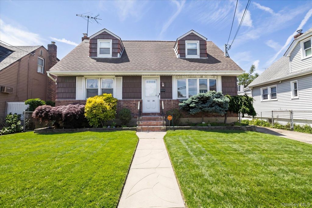 1329 Globe Avenue, Elmont, NY 11003