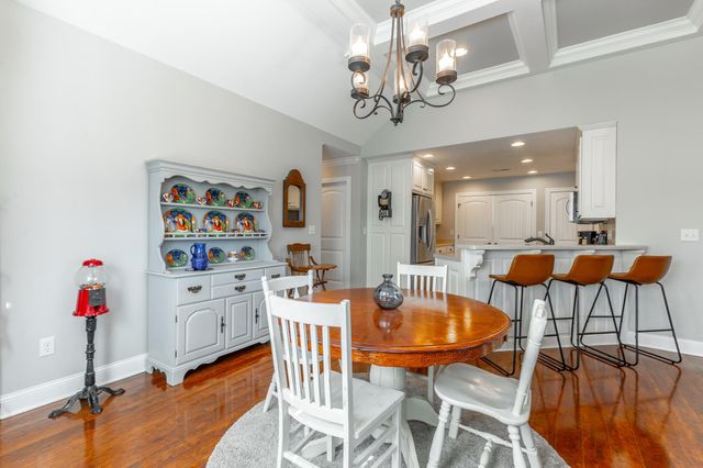 14 Sunset Cove Drive, Rossville, GA 30741