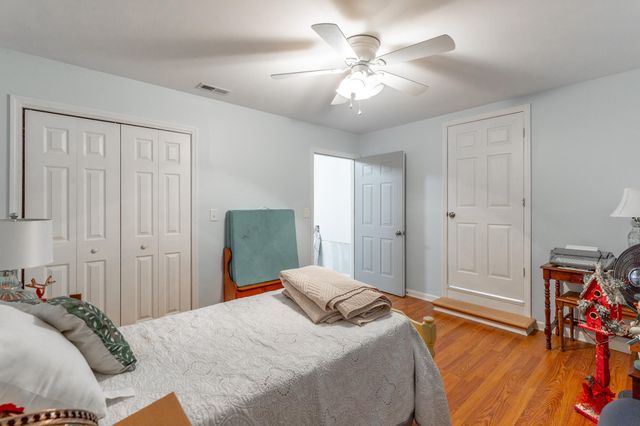 14 Sunset Cove Drive, Rossville, GA 30741