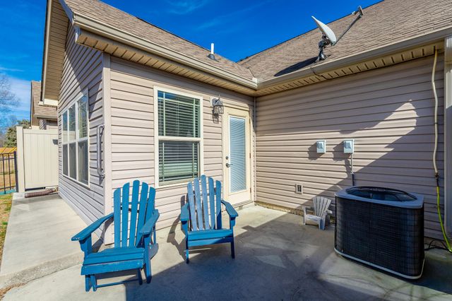 14 Sunset Cove Drive, Rossville, GA 30741