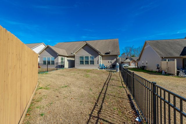 14 Sunset Cove Drive, Rossville, GA 30741