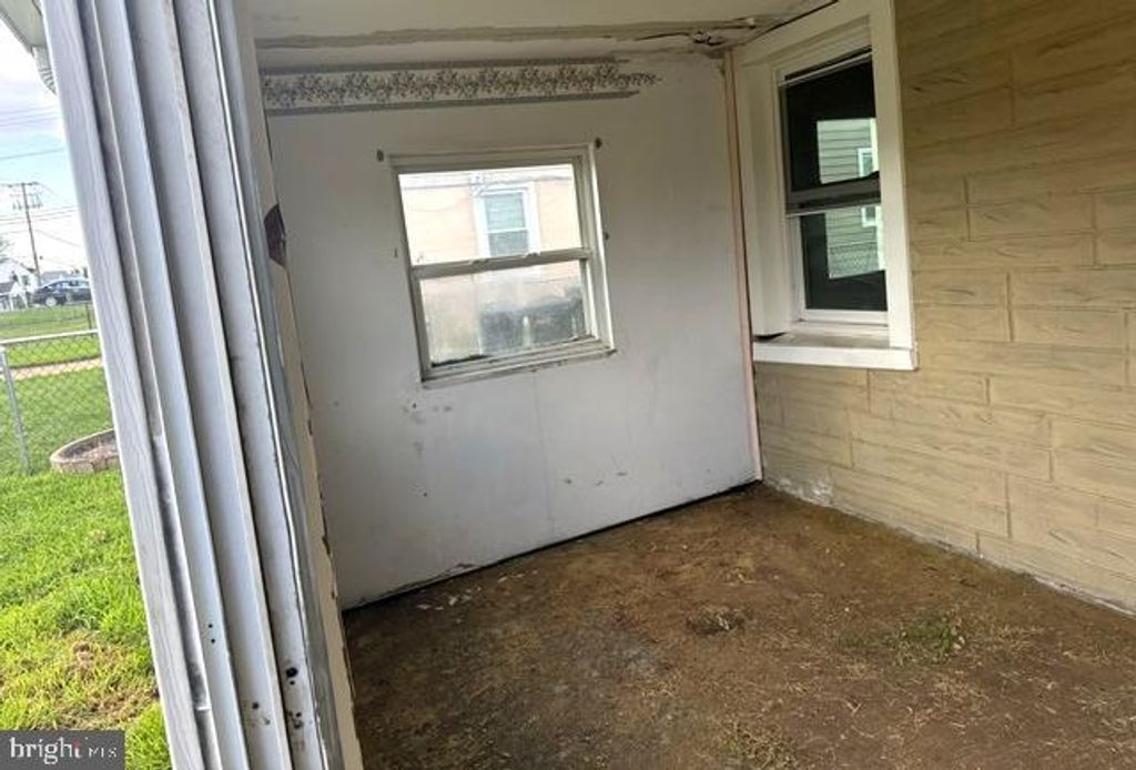 3129 SOLLERS POINT, Dundalk, MD 21222