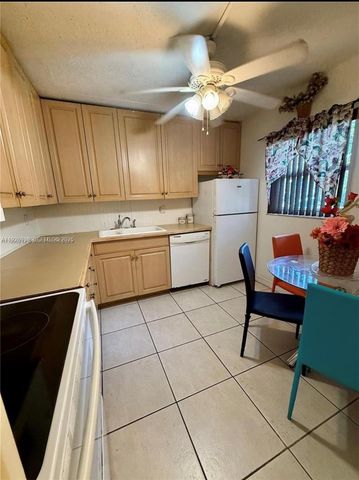 3060 Holiday Springs Blvd 104, Margate, FL 33063