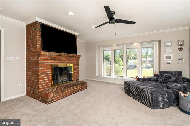 6 STATE PARK DR, Titusville, NJ 08560