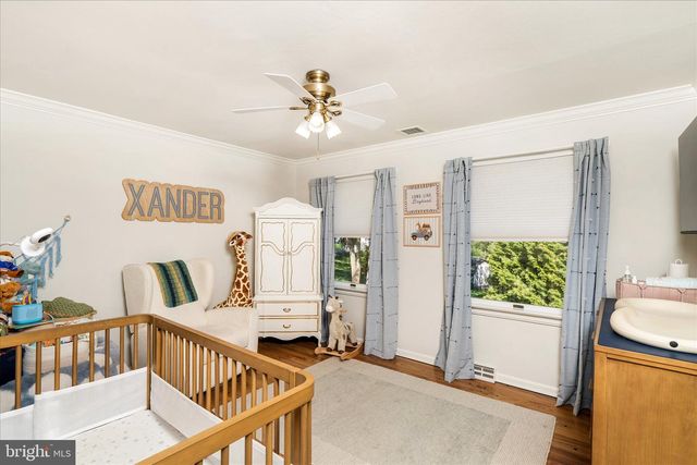 6 STATE PARK DR, Titusville, NJ 08560
