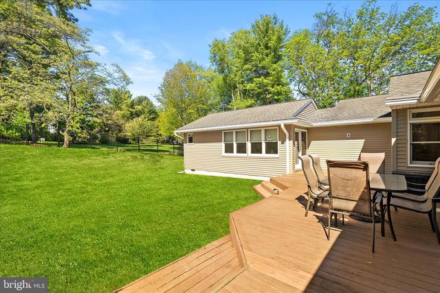 6 STATE PARK DR, Titusville, NJ 08560