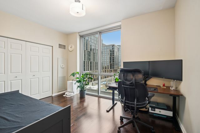 123 S Green Street 803B, Chicago, IL 60607